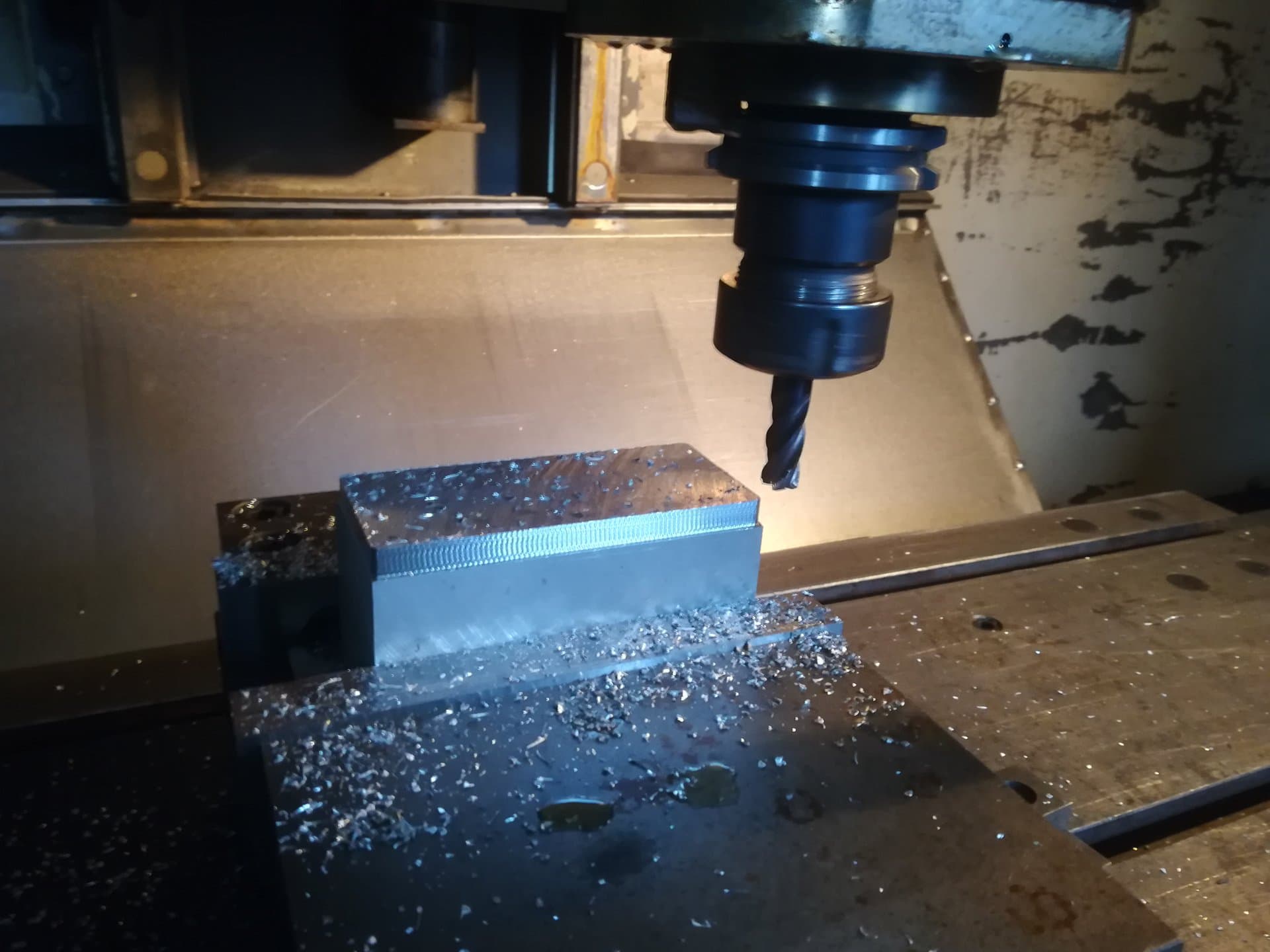 CINCINNATI MILACRON SABRE 1000