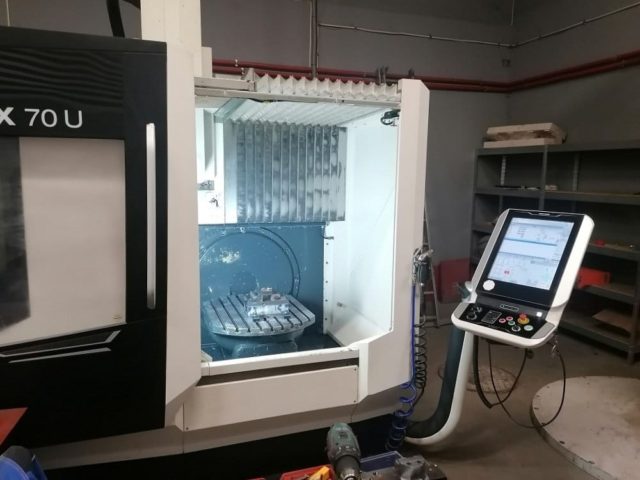 DMG MORI CMX 70 U