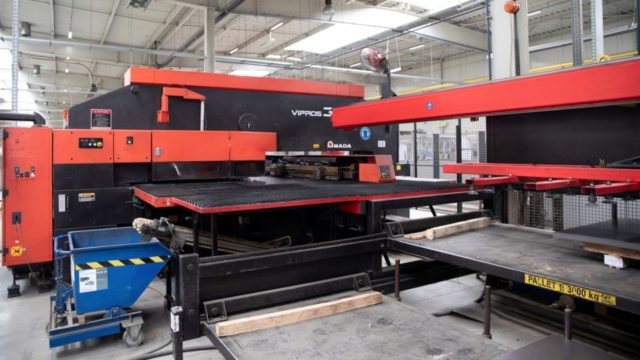 AMADA VIPROS 368 King