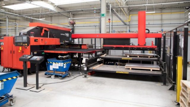 AMADA VIPROS 368 King