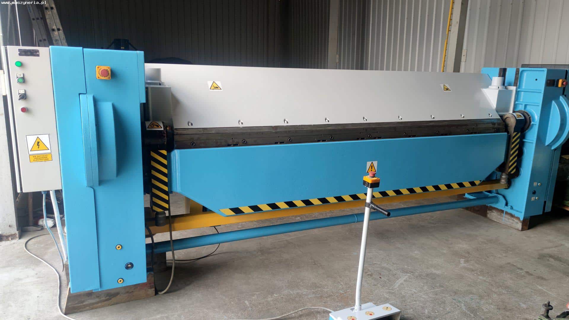 OZAMECH KM-3/3000 mechanical folding machine