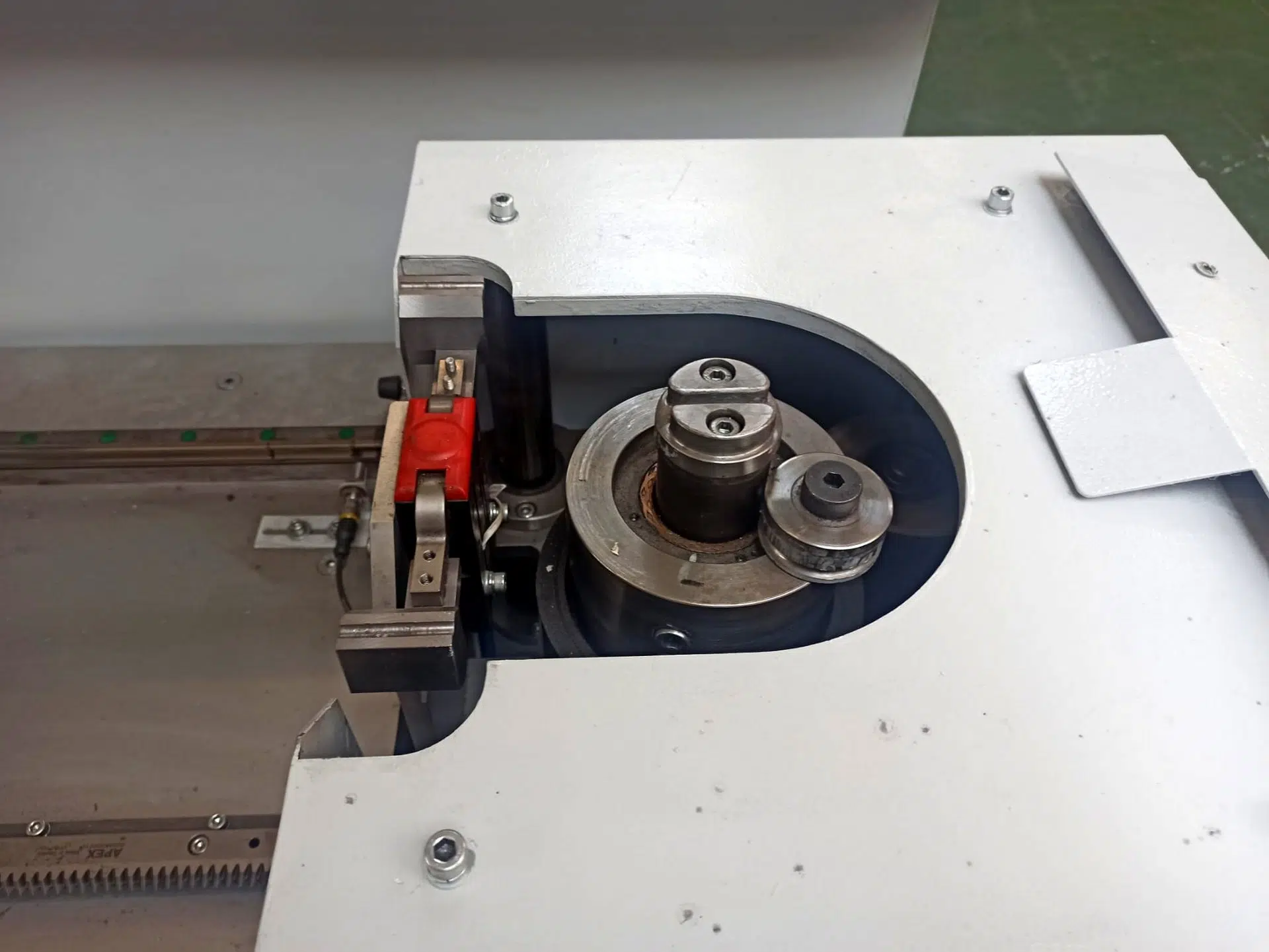 Automatic 3D wire bending machine - MASZYNERIA