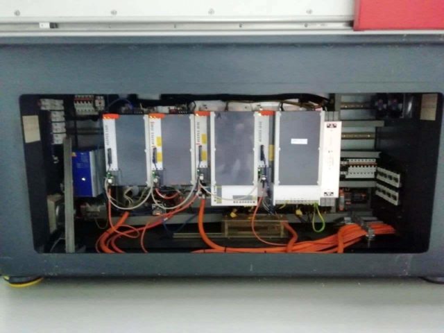 FERROMATIK MILACRON ELEKTRA 155