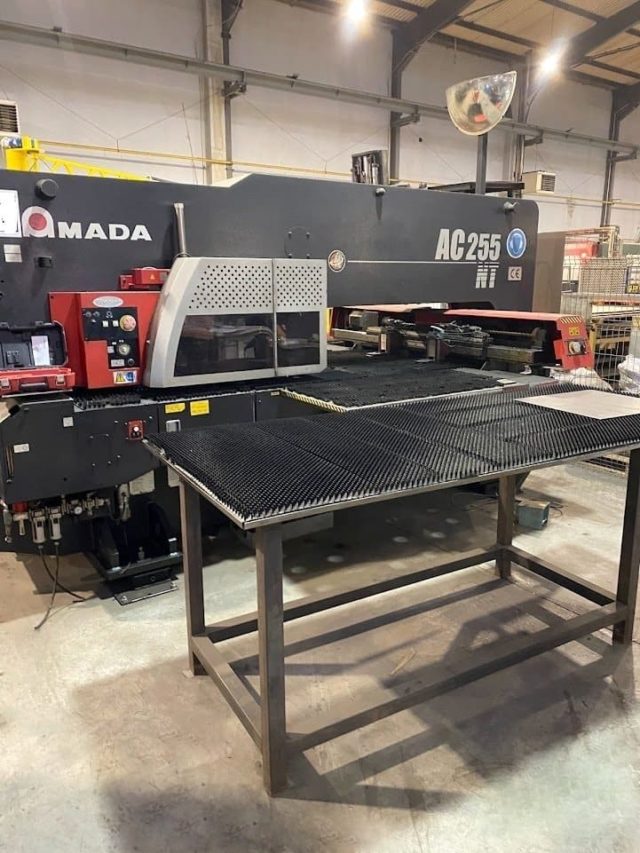 AMADA AC 255NT