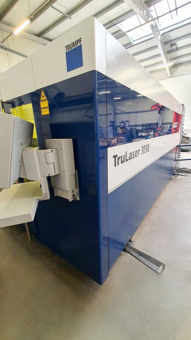 TRUMPF TruLaser 3030 FIBER