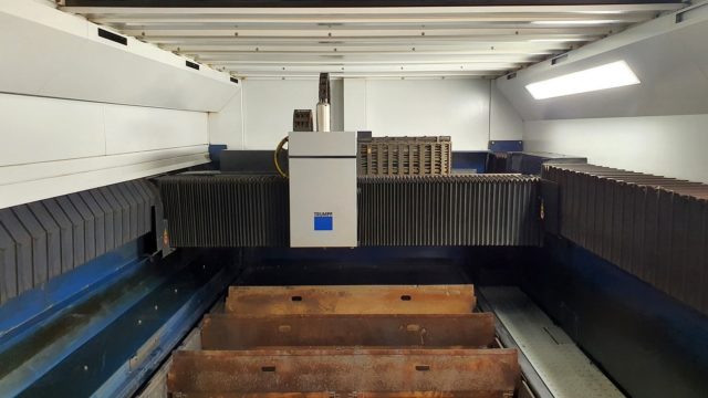 TRUMPF TruLaser 3030 FIBER