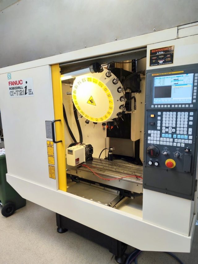 FANUC ROBODRILL Alpha-T21iEL