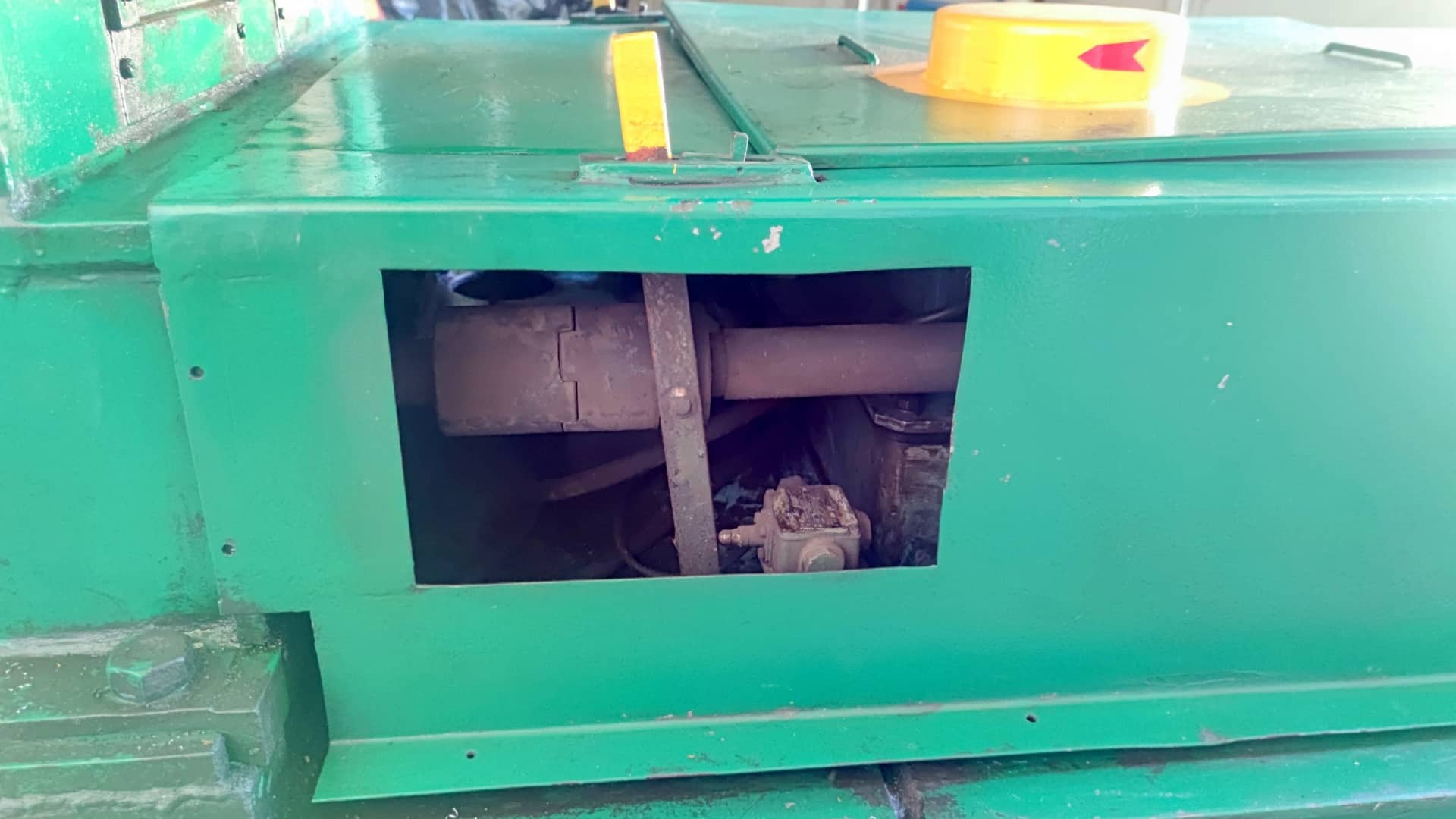 STROJARNE PIESOK XZMP 3150/6.3C