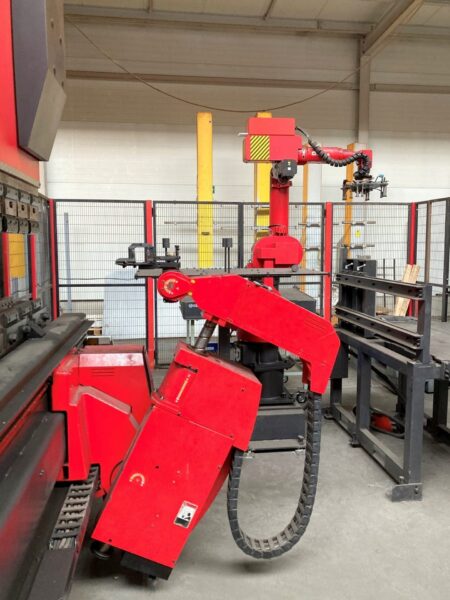 AMADA ASTRO 100-NT HDS-1030NTR