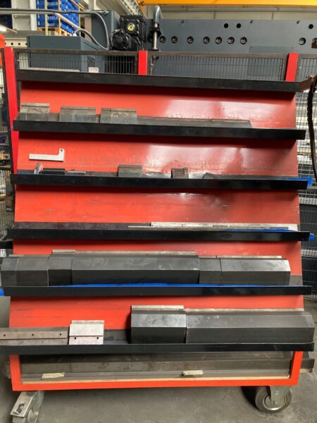 AMADA ASTRO 100-NT HDS-1030NTR