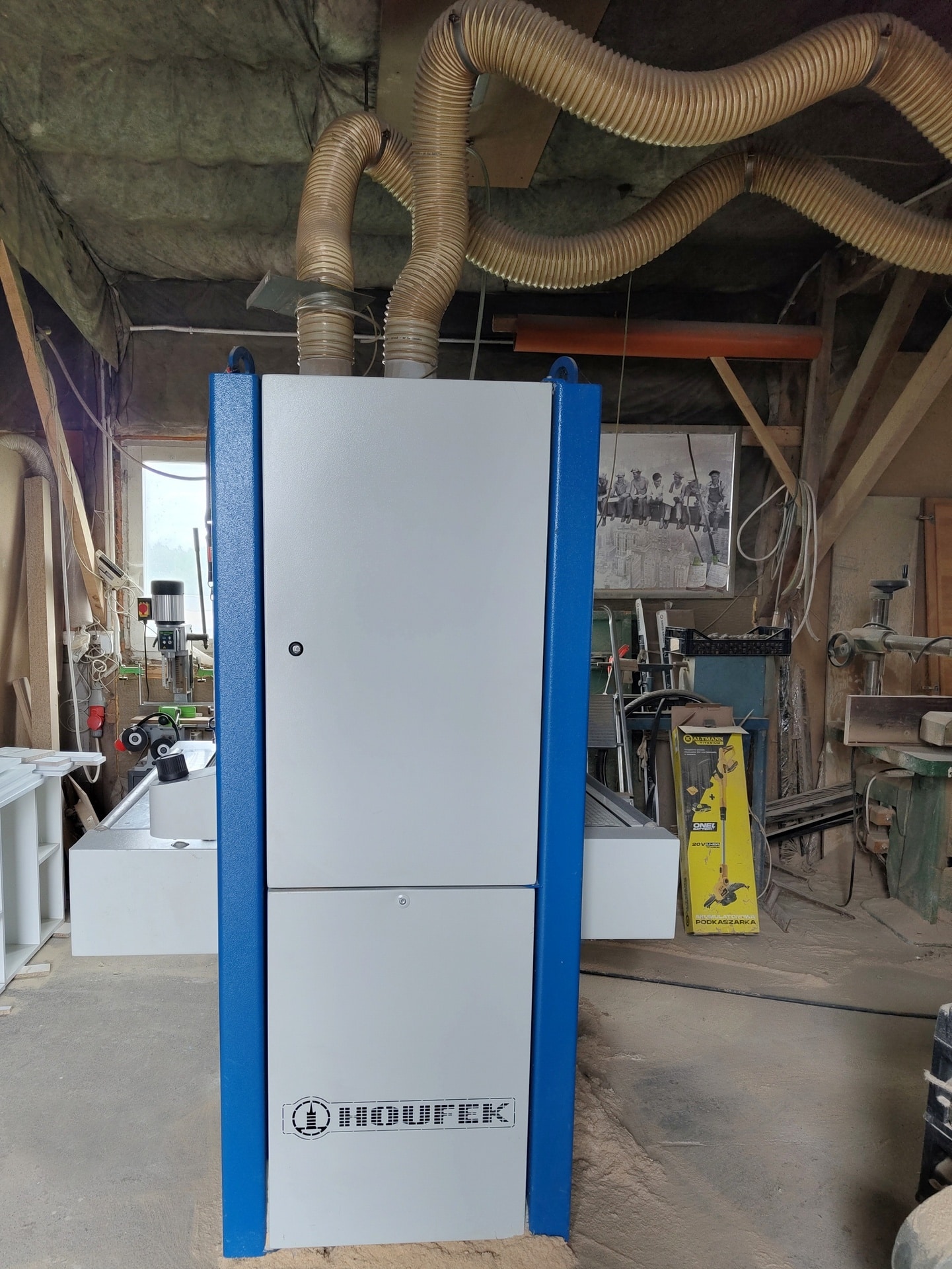 HOUFEK SPB 1100 BULDOG 5