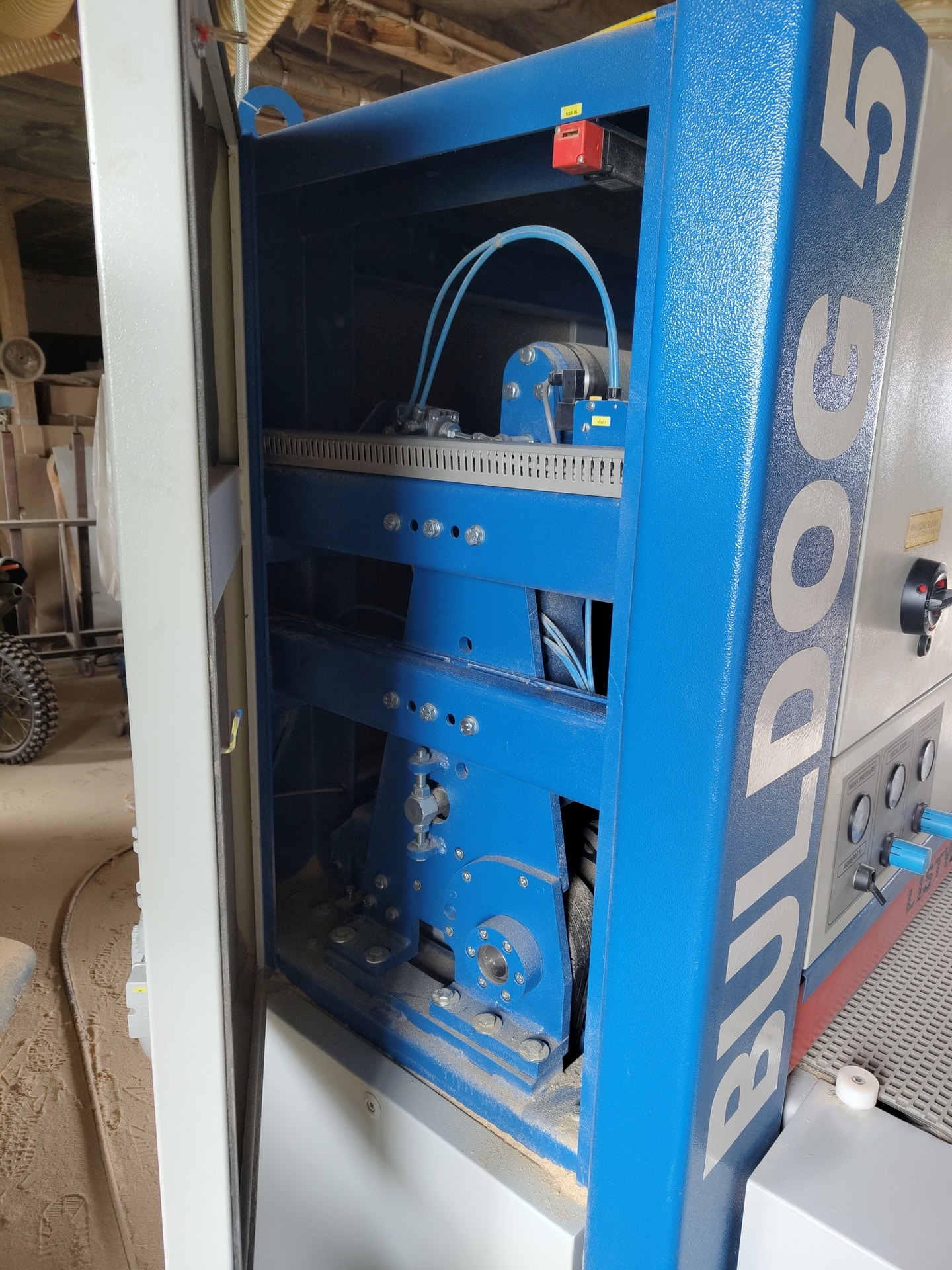 HOUFEK SPB 1100 BULDOG 5