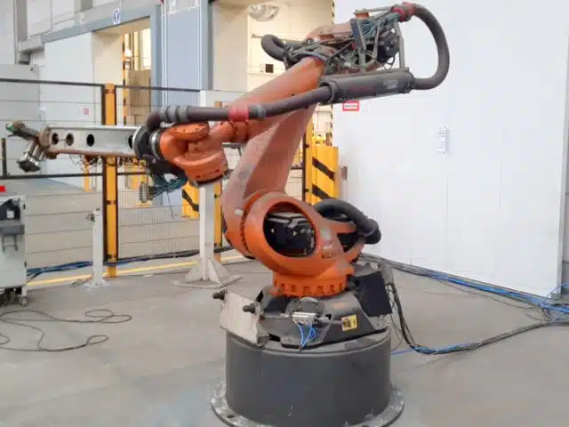 KUKA KR 210 R3100 ULTRA