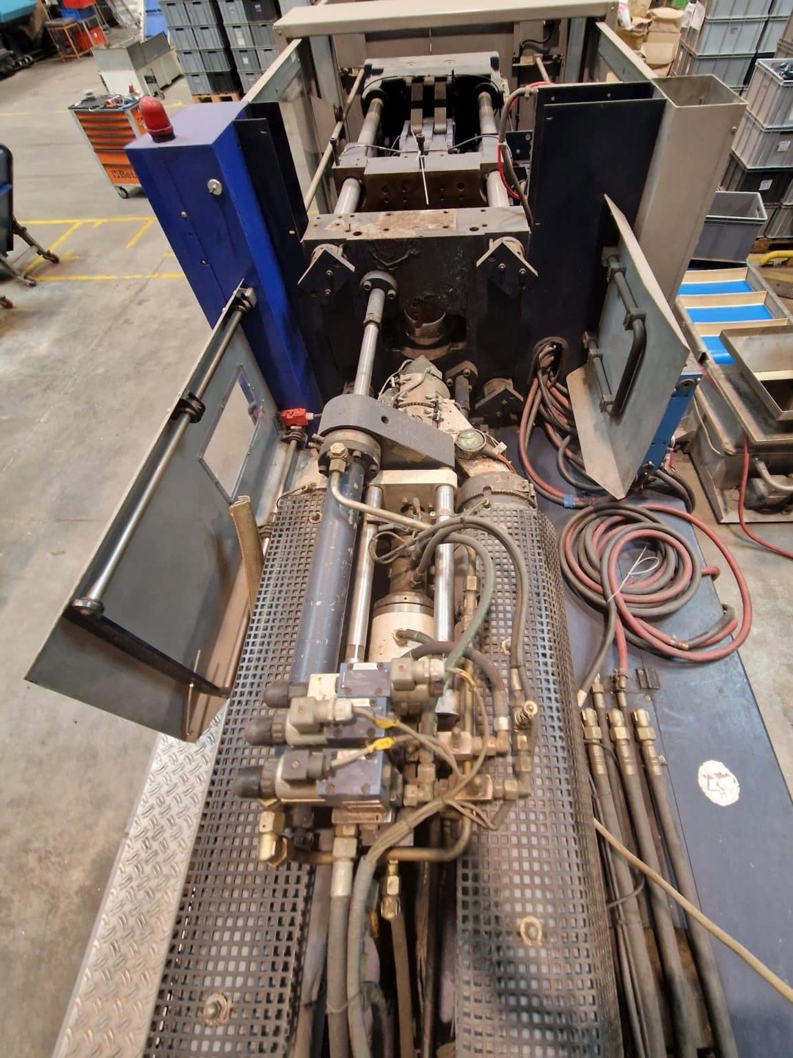 BATTENFELD TM 1300 injection moulding machine