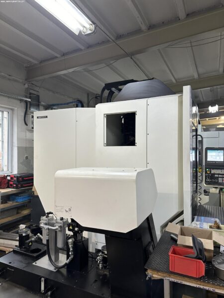 DMG MORI CMX 1100 V