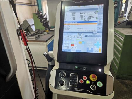 DMG MORI CMX 70 U