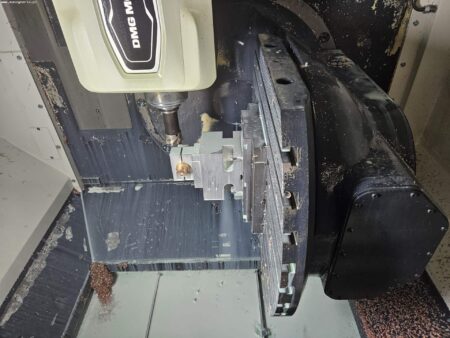 DMG MORI CMX 70 U