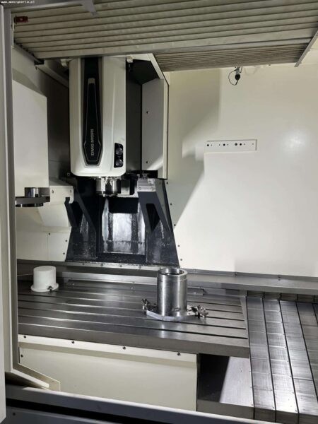 DMG MORI CMX 1100 V