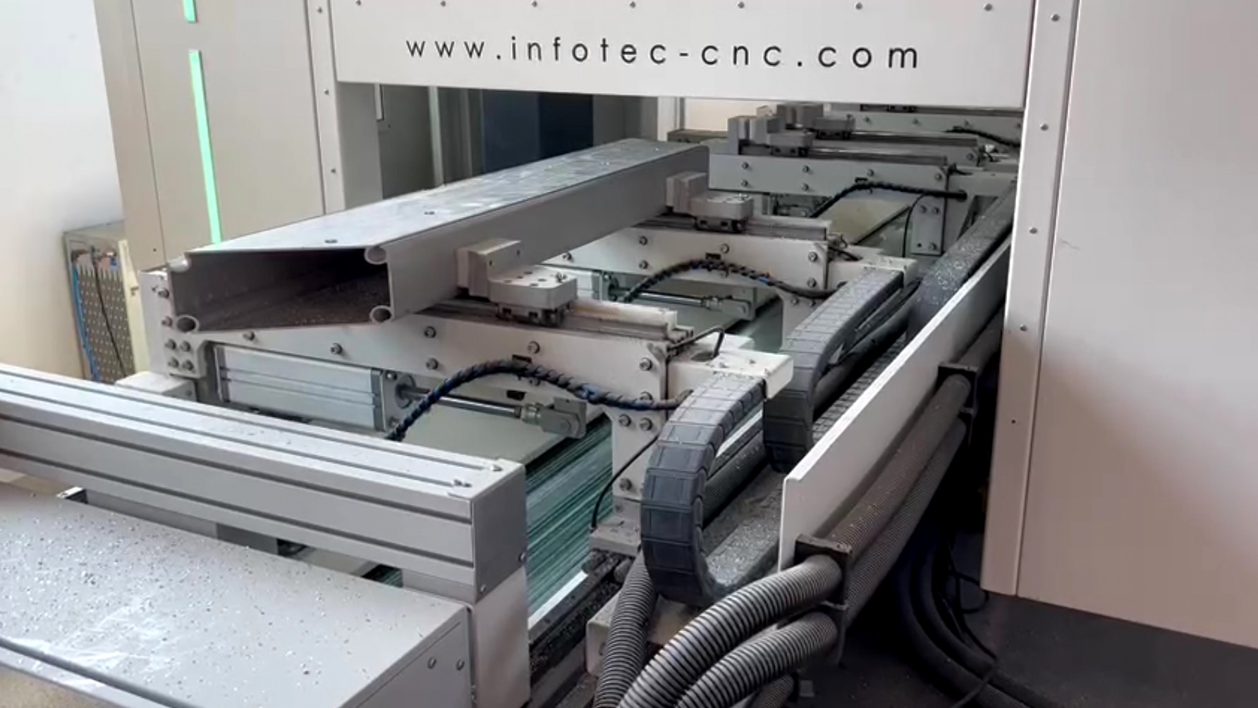 InfoTEC 6205 PRO 5 AXIS