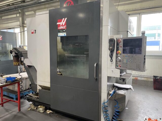 Centro de mecanizado vertical CNC HAAS UMC-750