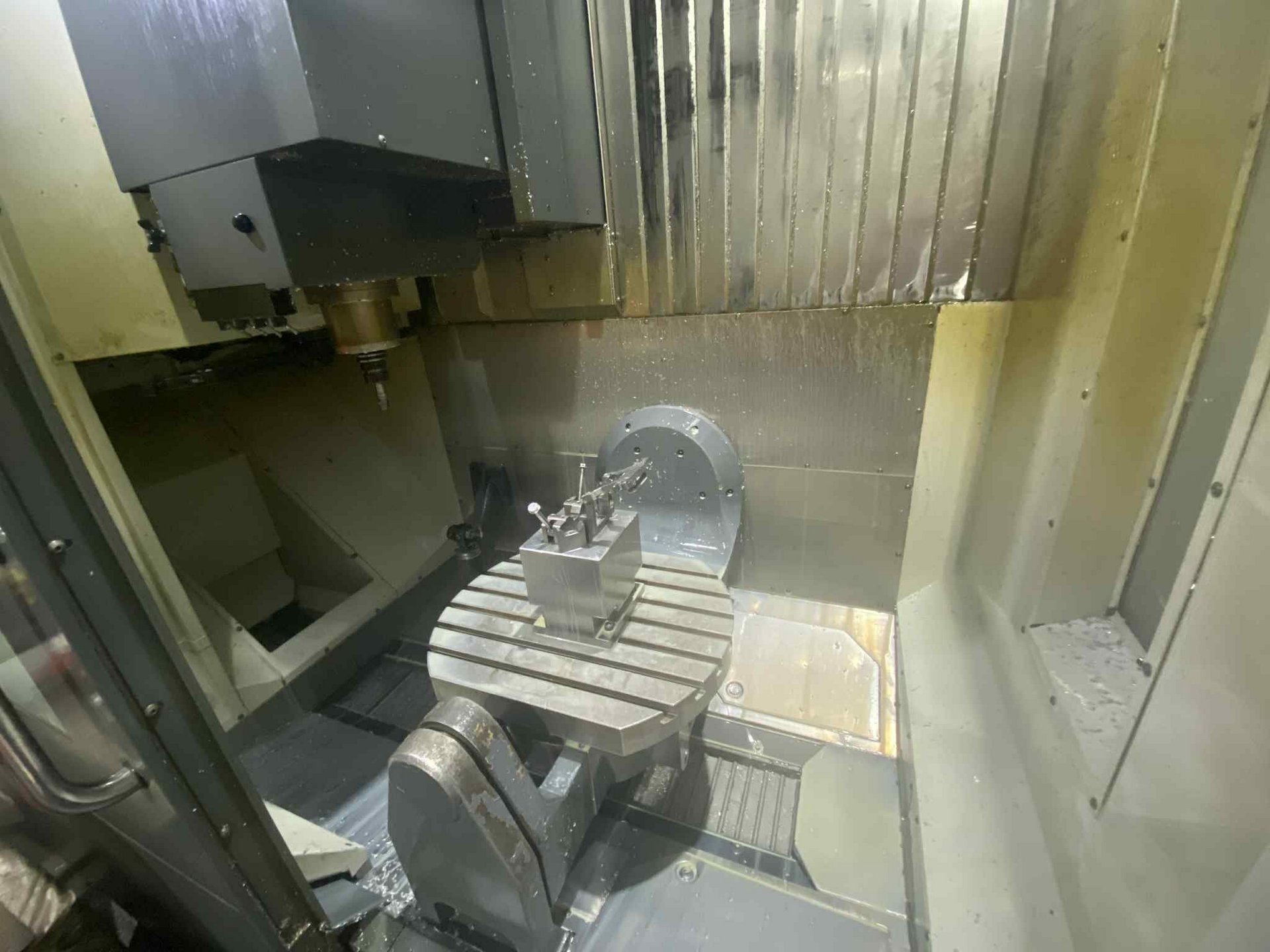 HAAS UMC-750