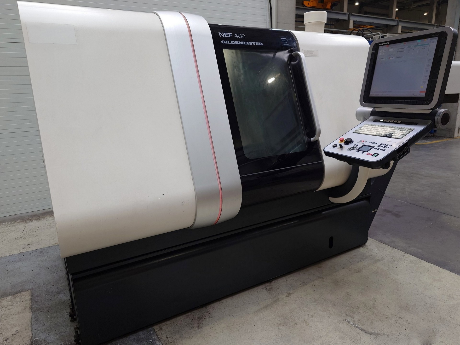 DMG MORI NEF 400