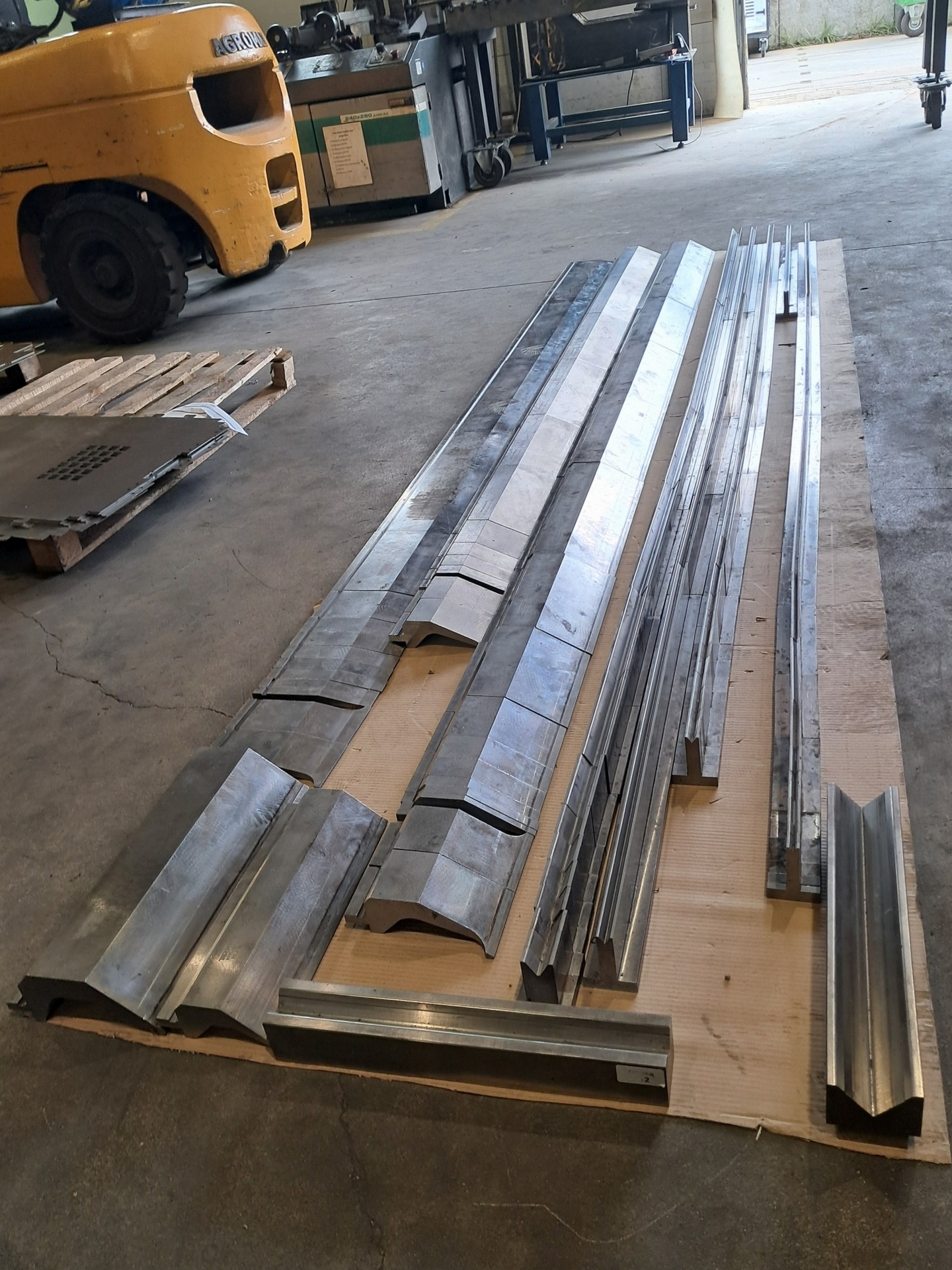 TOSKAR MASTERFAB 3100-175