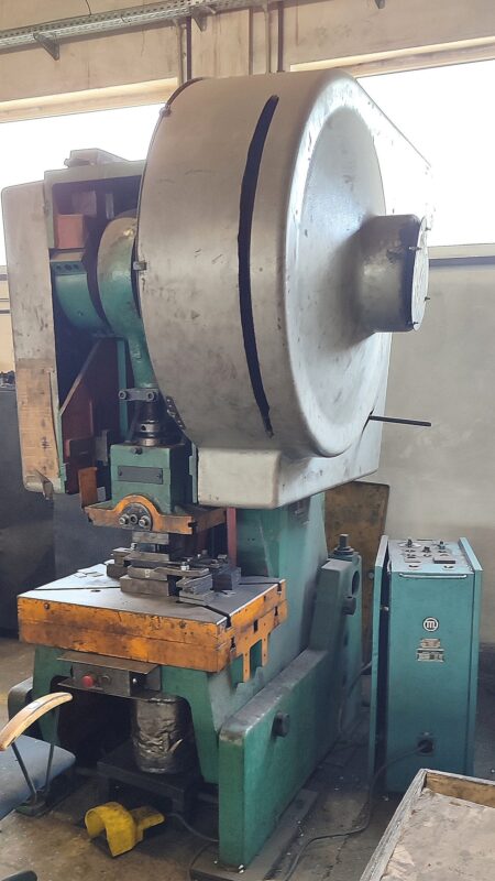 SMERAL TRNAVA LEN 63C