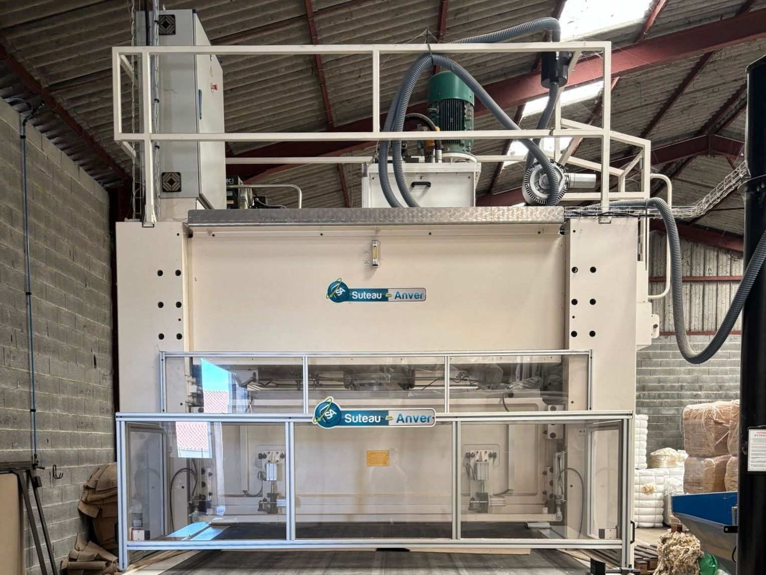 SUTEAU ANVER VFS 22x15 200t