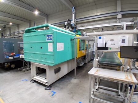 ARBURG ALLROUNDER 720S 3200-2100