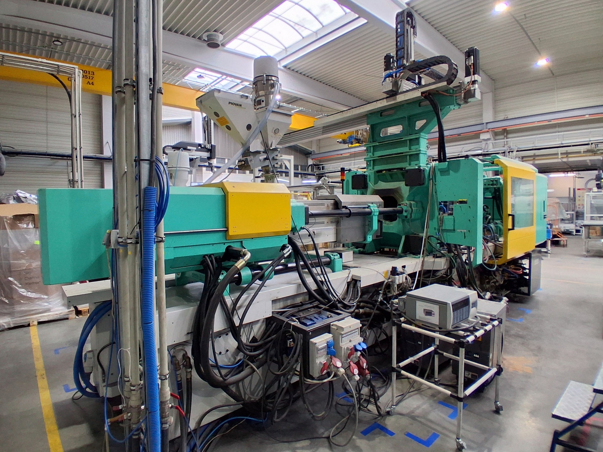 ARBURG ALLROUNDER 720S 3200-2100