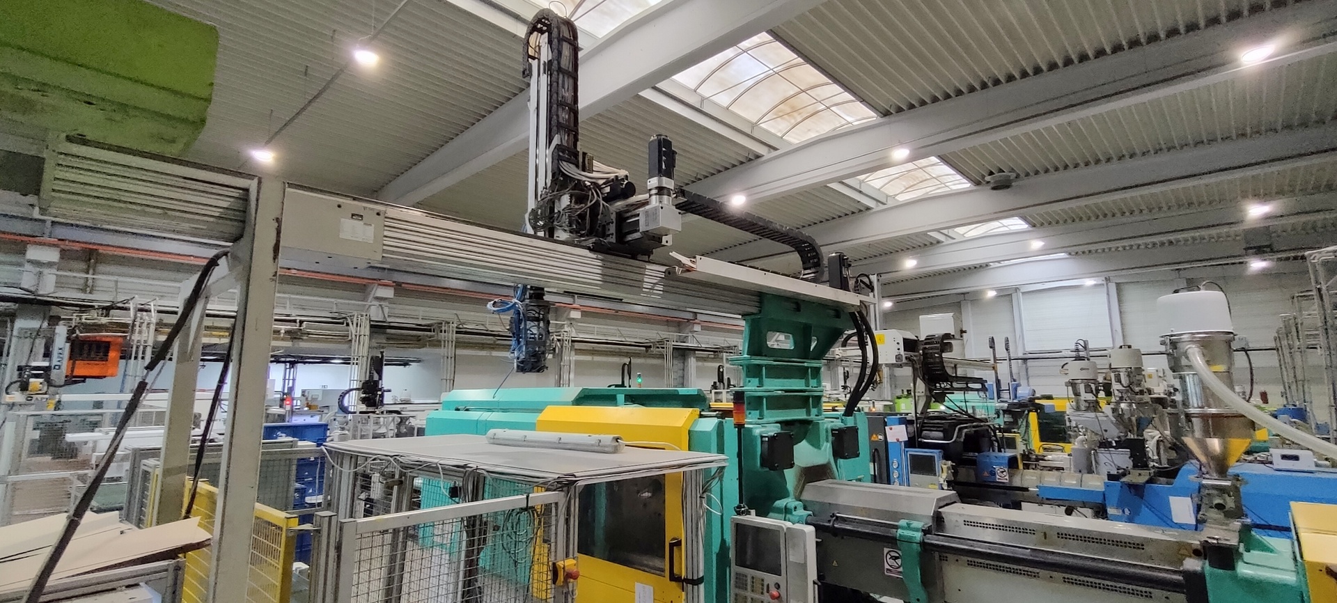 ARBURG ALLROUNDER 720S 3200-2100